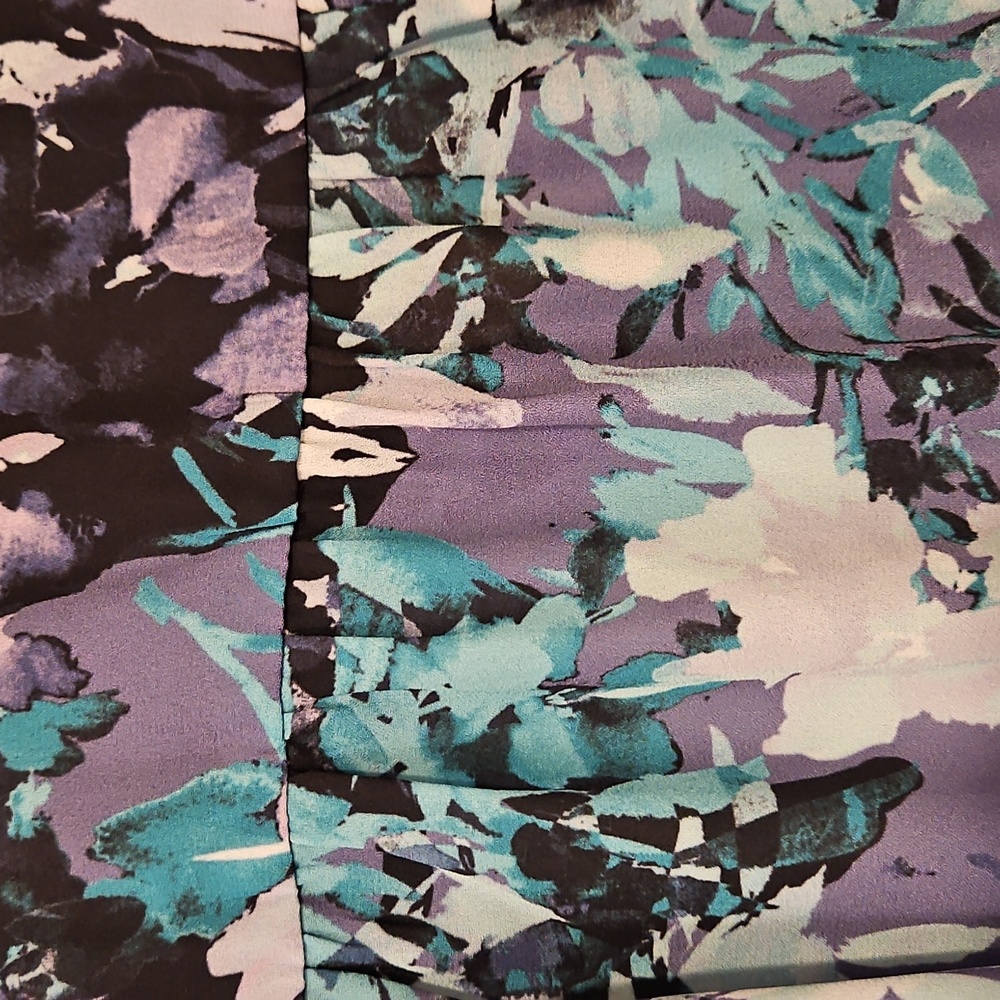 Lane Bryant 18/20 Floral Blouse Lavender EUC - Picture 5 of 6